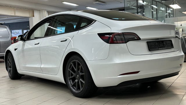 5YJ3E7EA5MF900912 2021 TESLA MODEL 3-4