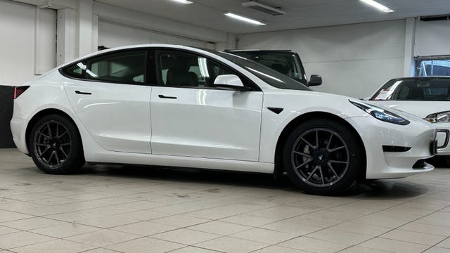 2021 TESLA MODEL 3 - 8