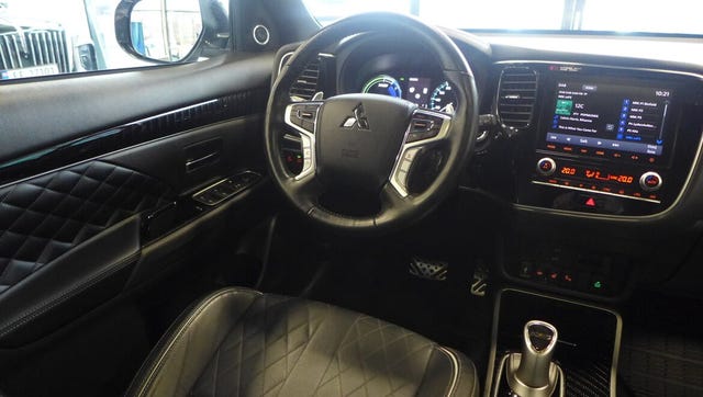 2020 MITSUBISHI OUTLANDER - 46