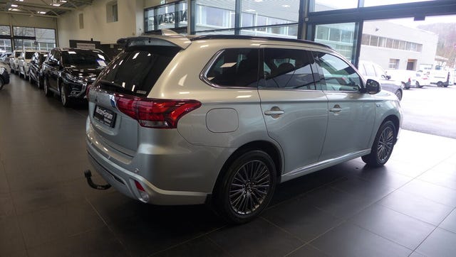 2020 MITSUBISHI OUTLANDER - 9
