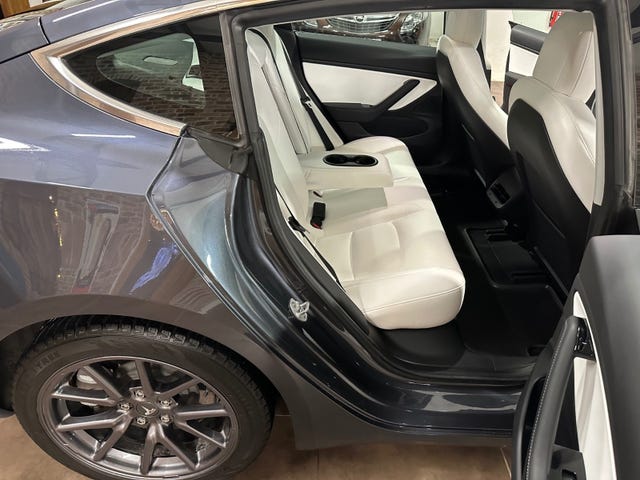 2019 TESLA MODEL 3 - 27