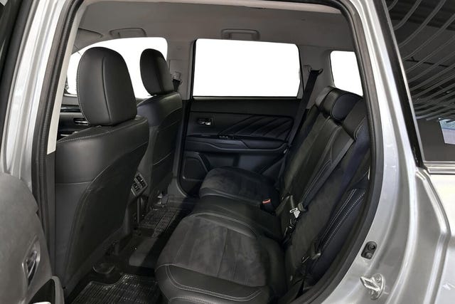 2020 MITSUBISHI OUTLANDER - 10