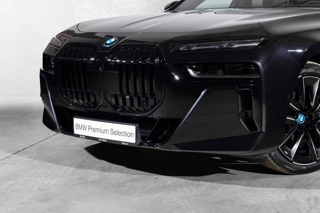 2023 BMW I7 - 7