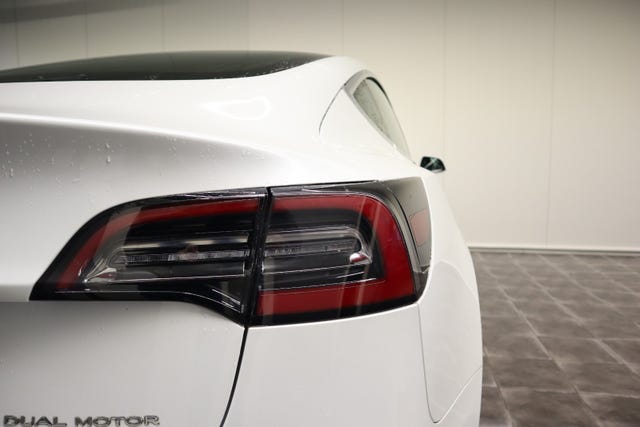 2019 TESLA MODEL 3 - 59