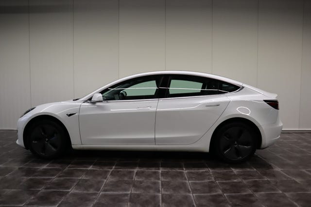 5YJ3E7EB5KF489971 2019 TESLA MODEL 3-5