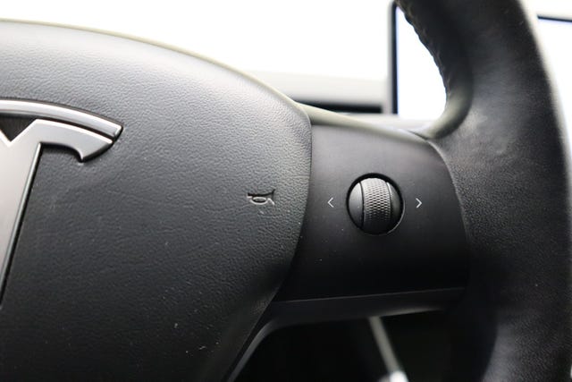 2019 TESLA MODEL 3 - 30