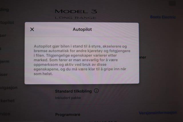 2019 TESLA MODEL 3 - 44