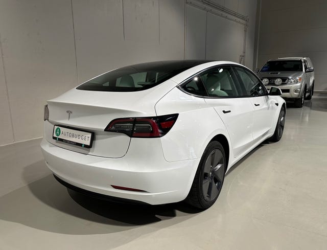 LRW3E7FA8MC230152 2021 TESLA MODEL 3-2