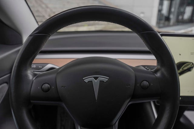 2019 TESLA MODEL 3 - 10