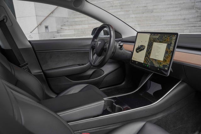 2019 TESLA MODEL 3 - 23