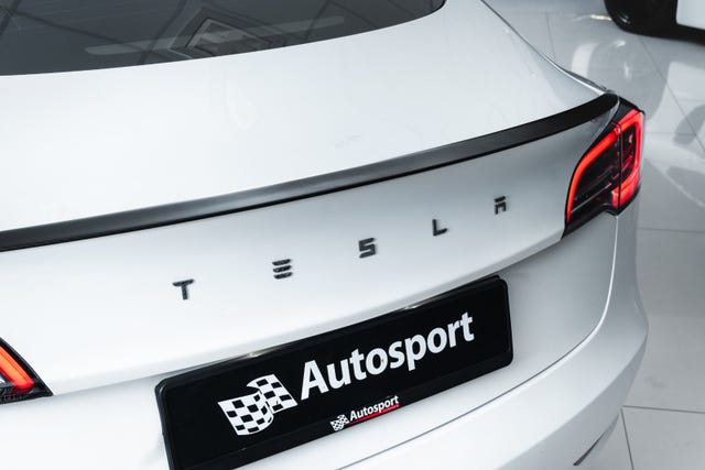 2021 TESLA MODEL 3 - 12