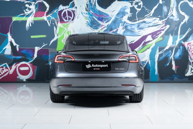 5YJ3E7EC9MF828050 2021 TESLA MODEL 3-5
