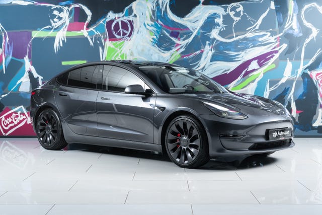 5YJ3E7EC9MF828050 2021 TESLA MODEL 3-2