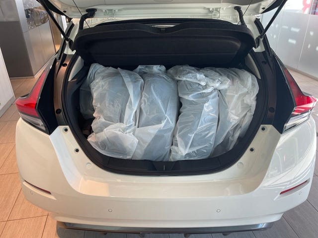 2022 NISSAN LEAF - 9