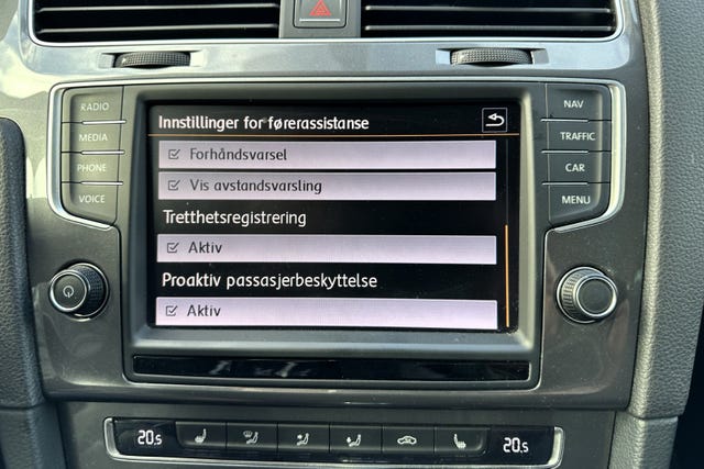 2015 VOLKSWAGEN GOLF - 23