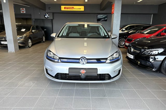 2015 VOLKSWAGEN GOLF - 8