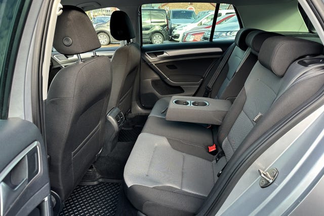 2015 VOLKSWAGEN GOLF - 11