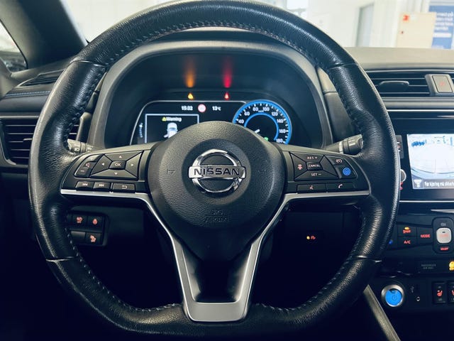 2018 NISSAN LEAF - 19