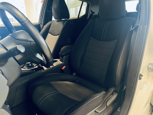 2018 NISSAN LEAF - 17