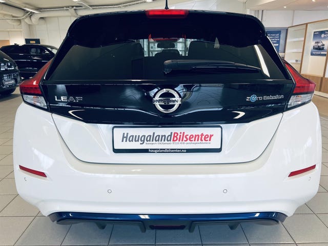 SJNFAAZE1U0007832 2018 NISSAN LEAF-3