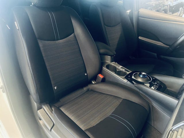 2018 NISSAN LEAF - 31