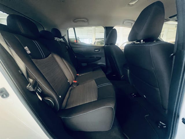 2018 NISSAN LEAF - 33