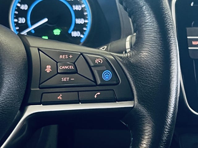 2018 NISSAN LEAF - 20