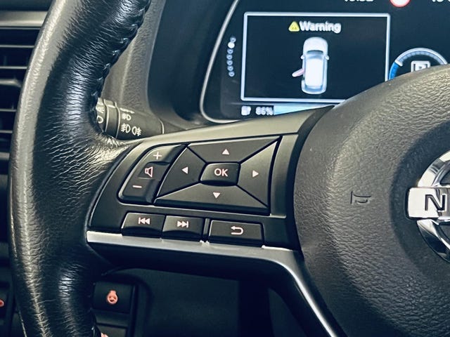 2018 NISSAN LEAF - 21