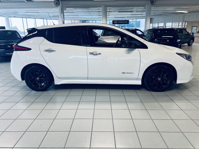 SJNFAAZE1U0007832 2018 NISSAN LEAF-5