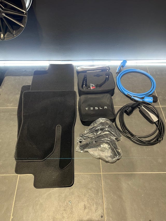 2021 TESLA MODEL 3 - 27