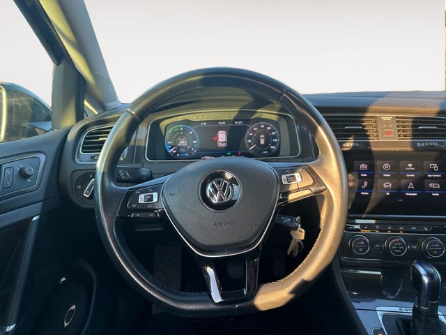 2019 VOLKSWAGEN GOLF - 13