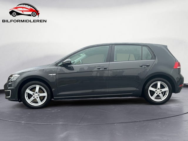 WVWZZZAUZJ8910386 2019 VOLKSWAGEN GOLF-1