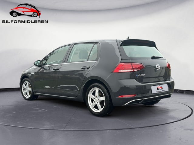 WVWZZZAUZJ8910386 2019 VOLKSWAGEN GOLF-2