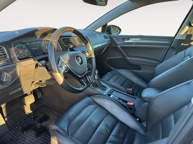 2019 VOLKSWAGEN GOLF - 10