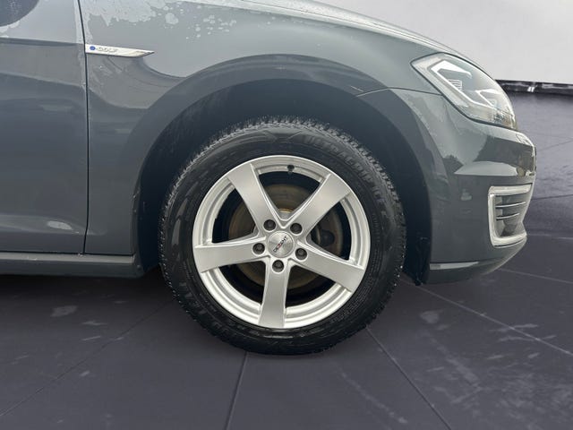 2019 VOLKSWAGEN GOLF - 16