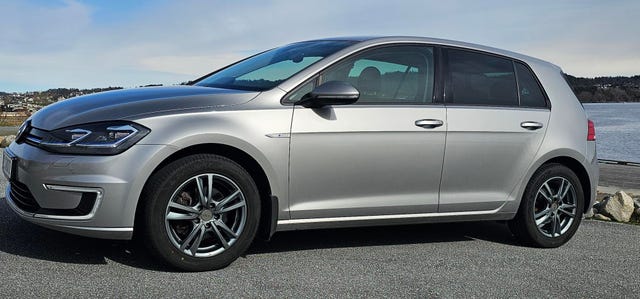 WVWZZZAUZJW902120 2018 VOLKSWAGEN GOLF-0
