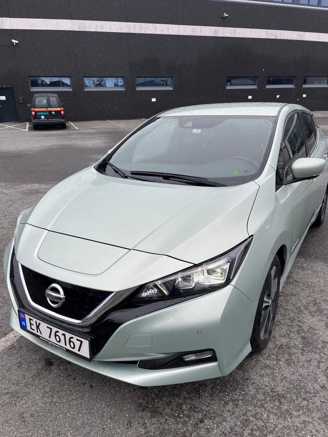 SJNFAAZE1U0002398 2018 NISSAN LEAF-1