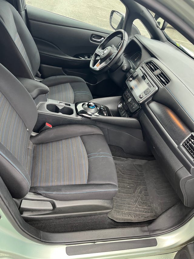 2018 NISSAN LEAF - 10