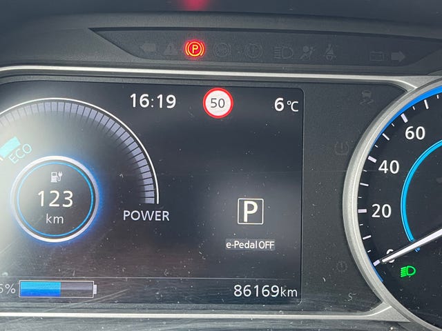 2018 NISSAN LEAF - 14