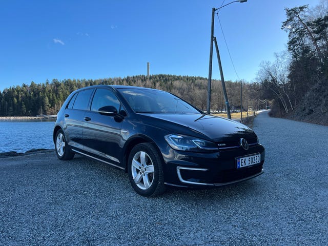 WVWZZZAUZJ8900033 2018 VOLKSWAGEN GOLF-1