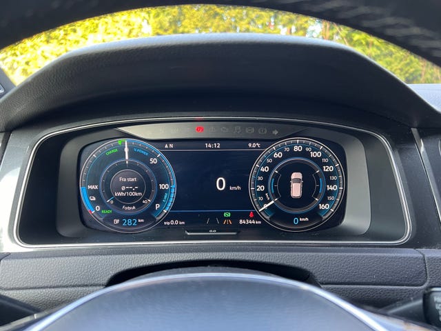 2018 VOLKSWAGEN GOLF - 9