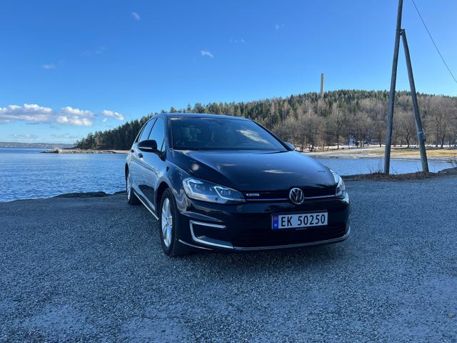 WVWZZZAUZJ8900033 2018 VOLKSWAGEN GOLF-0