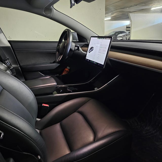5YJ3E7EB0KF316214 2019 TESLA MODEL 3-2