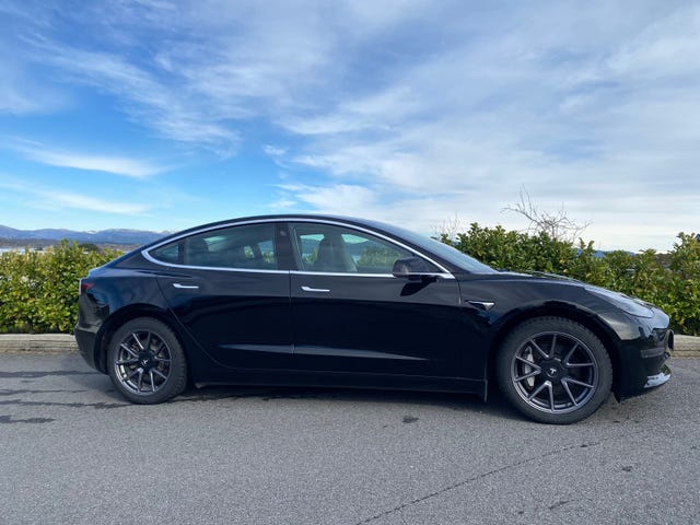 2019 TESLA MODEL 3 - 12