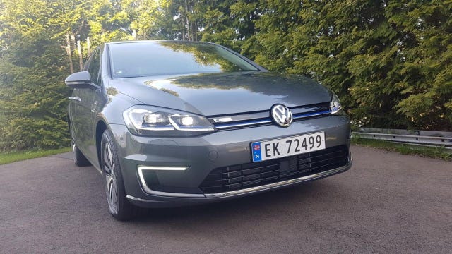 WVWZZZAUZJ8906605 2018 VOLKSWAGEN GOLF-0