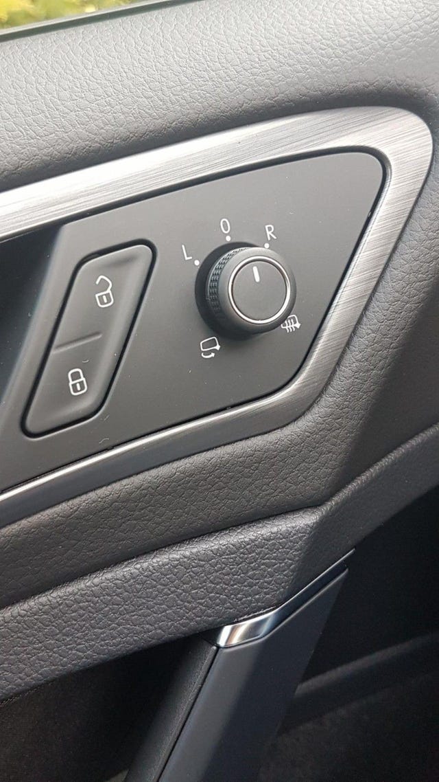 2018 VOLKSWAGEN GOLF - 11