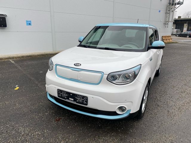 KNAJX81EFG7017452 2017 KIA SOUL-0