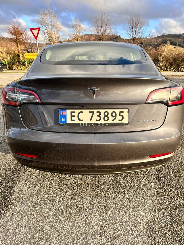 5YJ3E7EB8MF971062 2021 TESLA MODEL 3-4