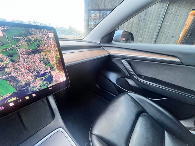 2021 TESLA MODEL 3 - 21