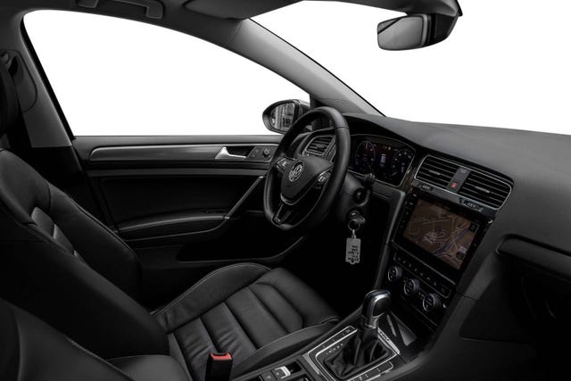 2019 VOLKSWAGEN GOLF - 16
